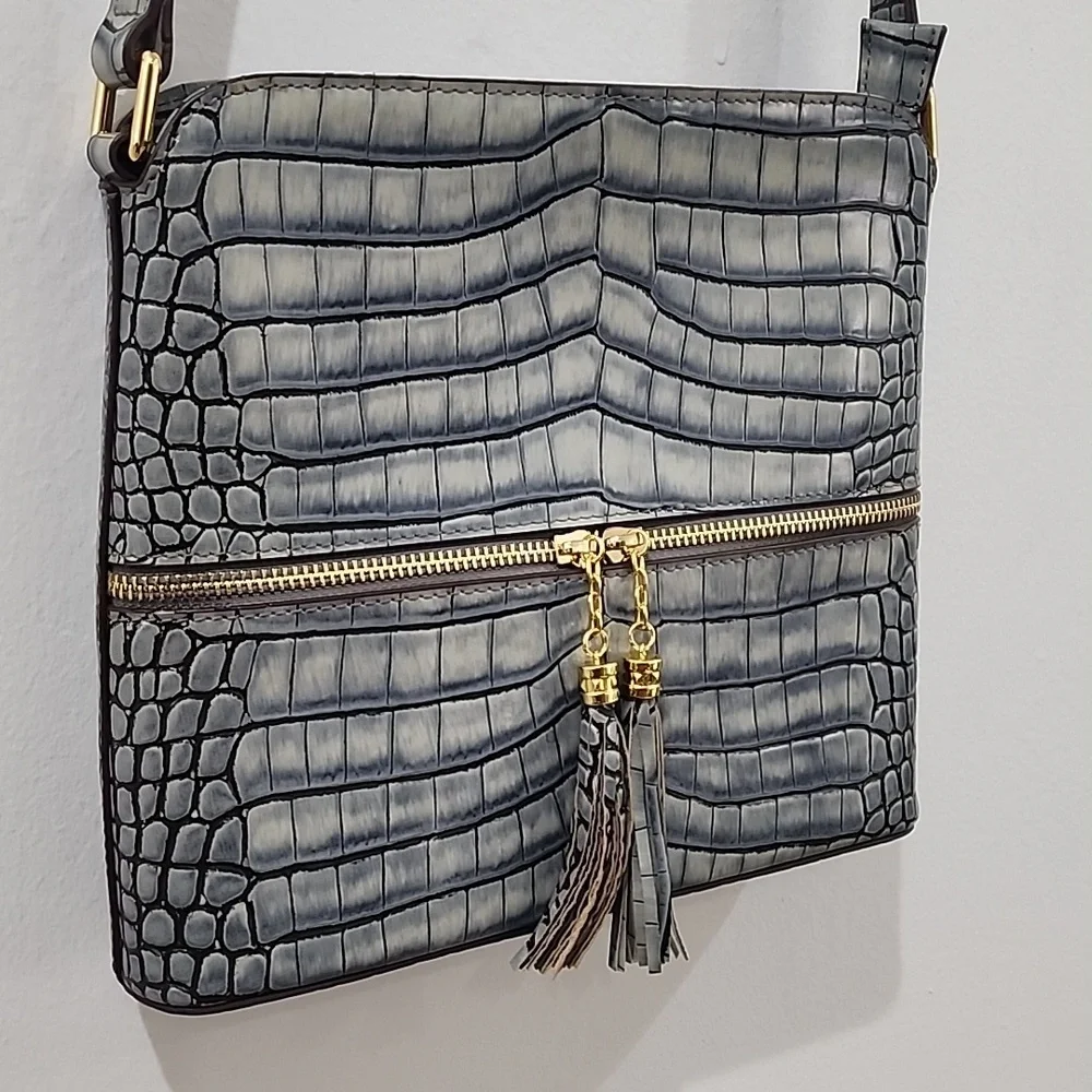 Ainifeel Croc Embossed Crossbody Bag - Picture 16 of 16